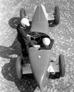 Cliff Bergere Miller-Ford Streamliner. Credit to Indianapolis Motor Speedway Image Collection.