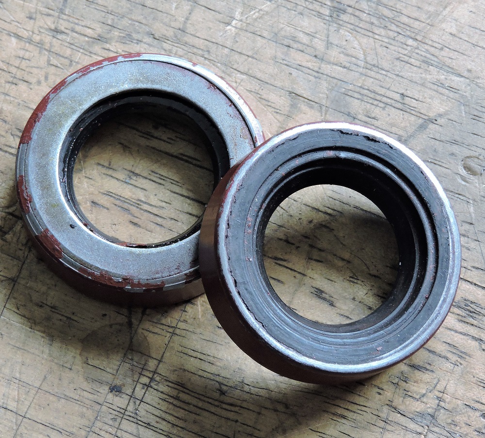 Inner Axle Grease Seal 4245