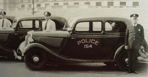 police-cars-1934-credit-to-jolopyjournal-com-and-johnny99